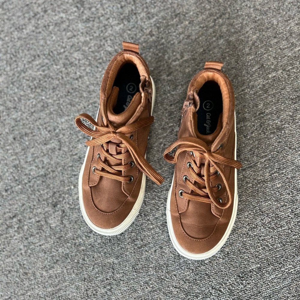 Boys Cat & Jack brown faux leather High-Top Sneakers - Picture 3 of 6